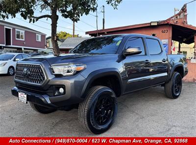 2018 Toyota Tacoma TRD Off-Road   - Photo 2 - Orange, CA 92868