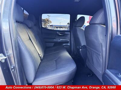 2018 Toyota Tacoma TRD Off-Road   - Photo 8 - Orange, CA 92868
