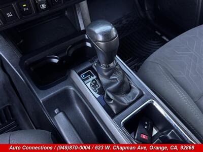 2018 Toyota Tacoma TRD Off-Road   - Photo 14 - Orange, CA 92868