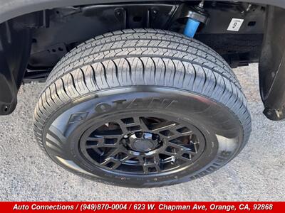 2018 Toyota Tacoma TRD Off-Road   - Photo 36 - Orange, CA 92868