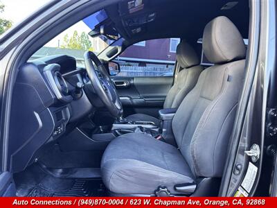 2018 Toyota Tacoma TRD Off-Road   - Photo 6 - Orange, CA 92868