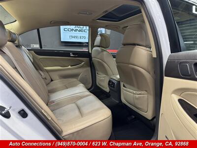 2010 Hyundai Genesis 4.6 Technology - Photo 8 - Orange, CA 92868
