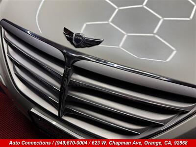 2010 Hyundai Genesis 4.6 Technology - Photo 35 - Orange, CA 92868