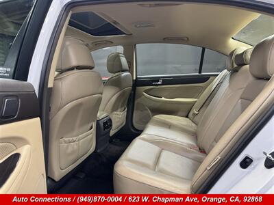 2010 Hyundai Genesis 4.6 Technology - Photo 9 - Orange, CA 92868
