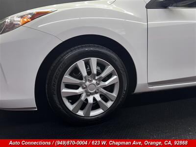 2012 Mazda Mazda3 i Sport   - Photo 25 - Orange, CA 92868