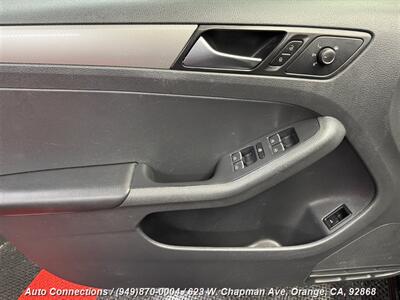 2016 Volkswagen Jetta 1.4T SE   - Photo 22 - Orange, CA 92868
