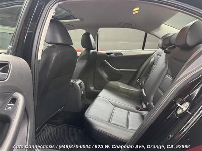 2016 Volkswagen Jetta 1.4T SE   - Photo 9 - Orange, CA 92868