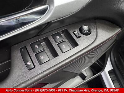 2011 GMC Terrain SLT-1   - Photo 20 - Orange, CA 92868