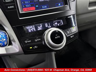 2013 Toyota Prius v Two   - Photo 15 - Orange, CA 92868