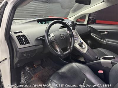 2013 Toyota Prius Five   - Photo 10 - Orange, CA 92868