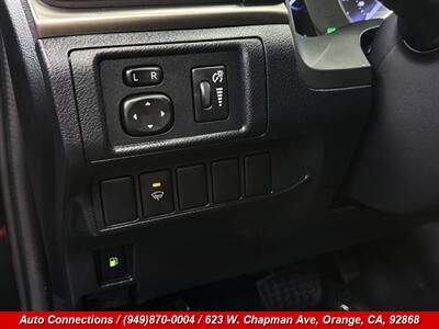 2016 Lexus CT 200h   - Photo 18 - Orange, CA 92868