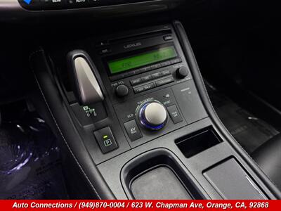 2016 Lexus CT 200h   - Photo 12 - Orange, CA 92868