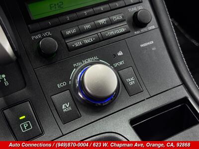 2016 Lexus CT 200h   - Photo 13 - Orange, CA 92868