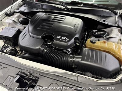 2012 Chrysler 300 Series S V6   - Photo 25 - Orange, CA 92868