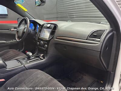 2012 Chrysler 300 Series S V6   - Photo 10 - Orange, CA 92868