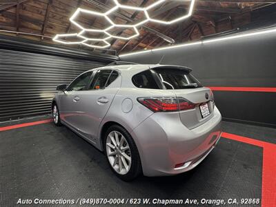 2013 Lexus CT 200h   - Photo 4 - Orange, CA 92868
