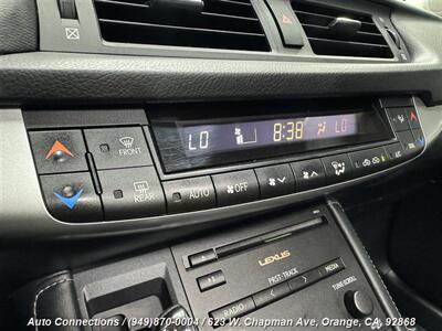 2013 Lexus CT 200h   - Photo 19 - Orange, CA 92868