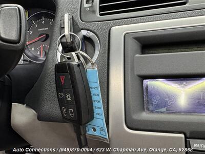 2010 Volvo C70 T5   - Photo 20 - Orange, CA 92868
