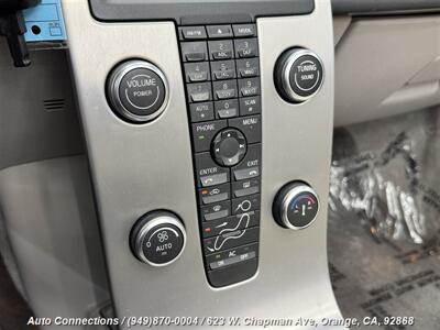2010 Volvo C70 T5   - Photo 18 - Orange, CA 92868