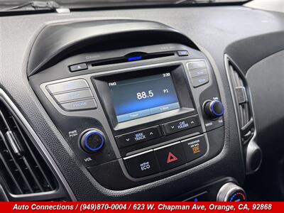 2014 Hyundai TUCSON SE - Photo 17 - Orange, CA 92868