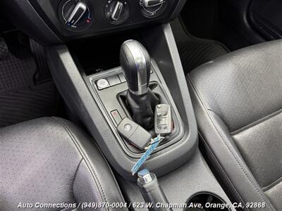 2017 Volkswagen Jetta 1.4T SE   - Photo 16 - Orange, CA 92868