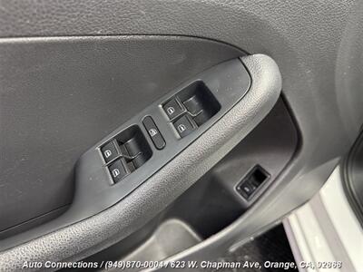 2017 Volkswagen Jetta 1.4T SE   - Photo 26 - Orange, CA 92868