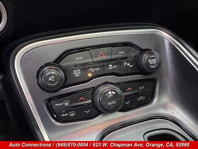2015 Dodge Challenger SXT Plus   - Photo 15 - Orange, CA 92868