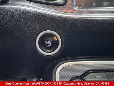 2015 Dodge Challenger SXT Plus   - Photo 16 - Orange, CA 92868