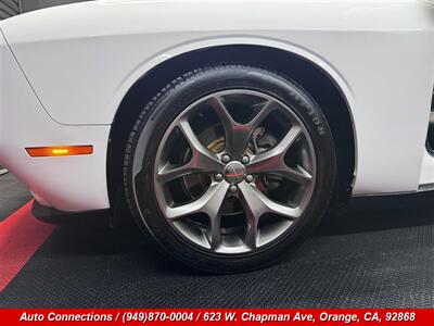2015 Dodge Challenger SXT Plus   - Photo 32 - Orange, CA 92868