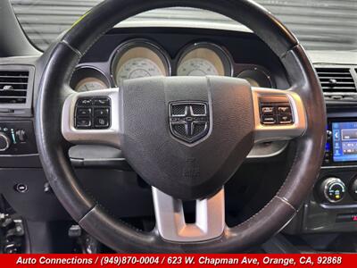 2012 Dodge Challenger SXT - Photo 11 - Orange, CA 92868