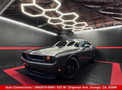 2012 Dodge Challenger SXT - Photo 2 - Orange, CA 92868