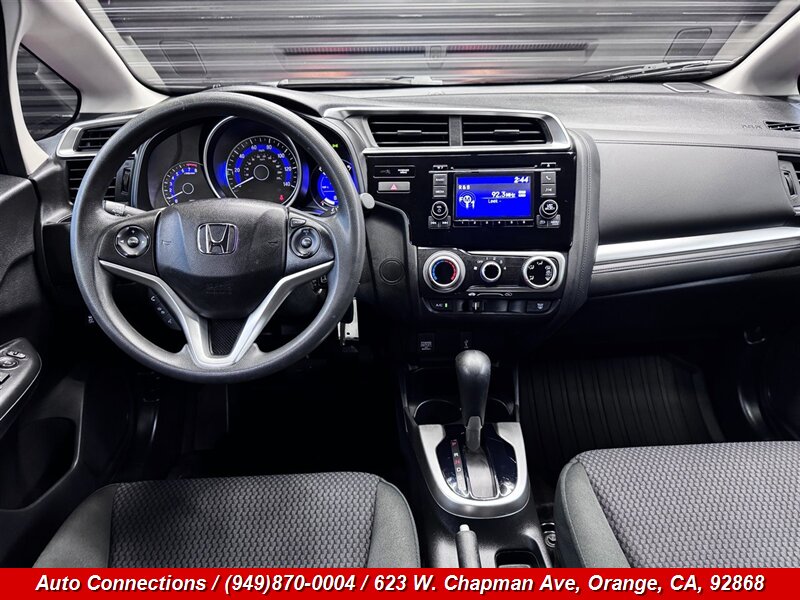 2019 Honda Fit LX - Photo 12 - Orange, CA 92868