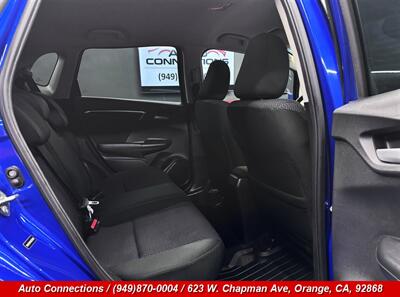 2019 Honda Fit LX - Photo 8 - Orange, CA 92868