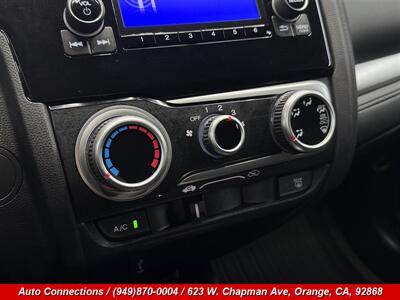 2019 Honda Fit LX - Photo 16 - Orange, CA 92868