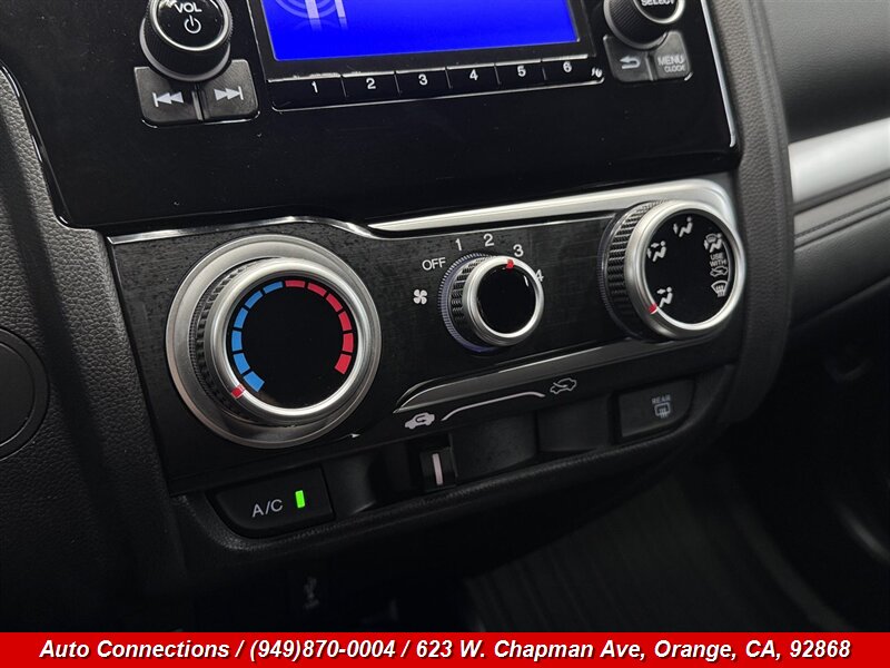 2019 Honda Fit LX - Photo 16 - Orange, CA 92868