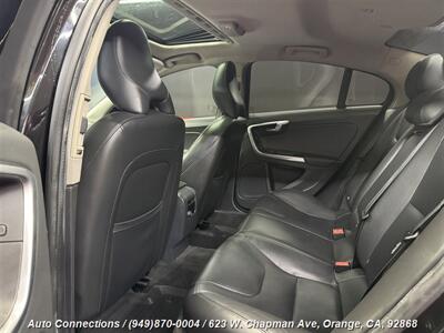 2017 Volvo S60 T5 Dynamic   - Photo 9 - Orange, CA 92868