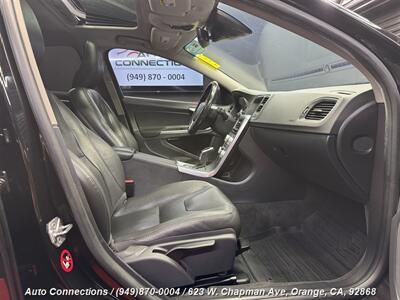 2017 Volvo S60 T5 Dynamic   - Photo 7 - Orange, CA 92868