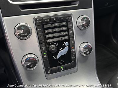 2017 Volvo S60 T5 Dynamic   - Photo 15 - Orange, CA 92868