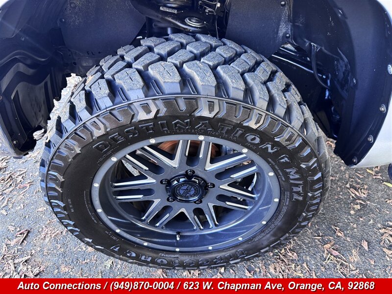 2016 Toyota Tundra SR5 - Photo 34 - Orange, CA 92868