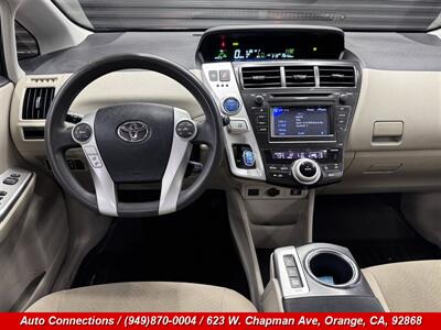 2014 Toyota Prius v Two - Photo 12 - Orange, CA 92868