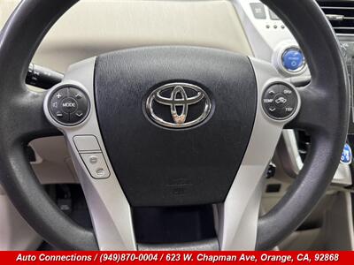 2014 Toyota Prius v Two - Photo 13 - Orange, CA 92868