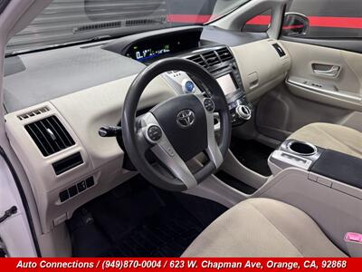 2014 Toyota Prius v Two - Photo 11 - Orange, CA 92868