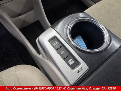 2014 Toyota Prius v Two - Photo 14 - Orange, CA 92868