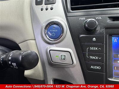 2014 Toyota Prius v Two - Photo 17 - Orange, CA 92868