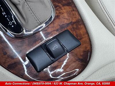 2009 Mercedes-Benz CLK CLK 350   - Photo 19 - Orange, CA 92868