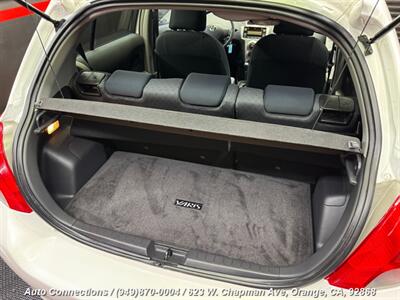2011 Toyota Yaris   - Photo 21 - Orange, CA 92868