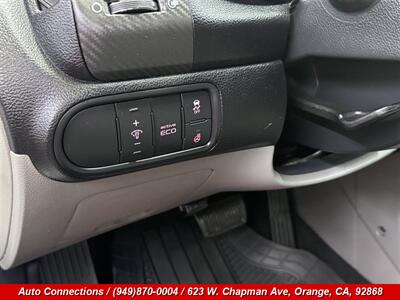 2014 Kia Forte5 EX   - Photo 23 - Orange, CA 92868