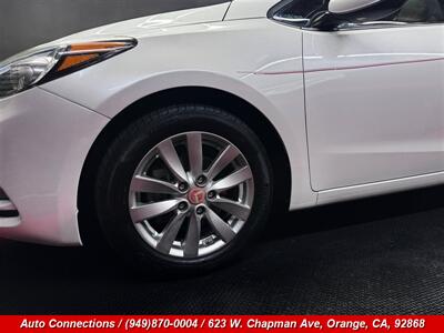 2014 Kia Forte5 EX   - Photo 33 - Orange, CA 92868
