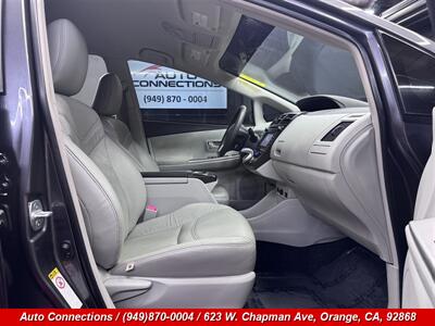 2013 Toyota Prius v Three   - Photo 7 - Orange, CA 92868