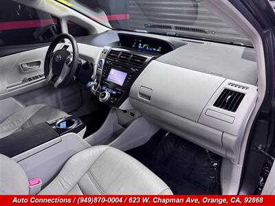 2013 Toyota Prius v Three   - Photo 10 - Orange, CA 92868